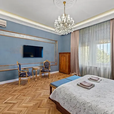 Lejlighed Muenz Luxurious *