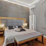 Muenz Luxurious Apartmán *