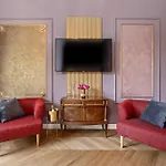 Muenz Luxurious Apartmán *