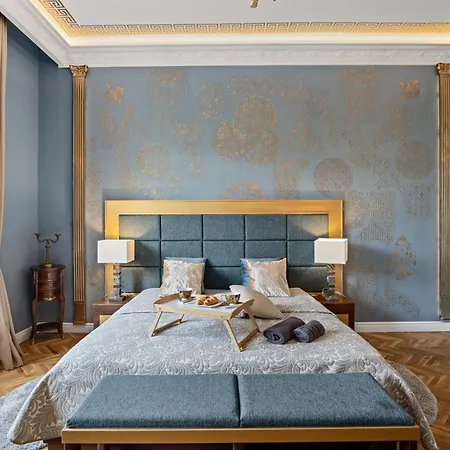 Muenz Luxurious Daire