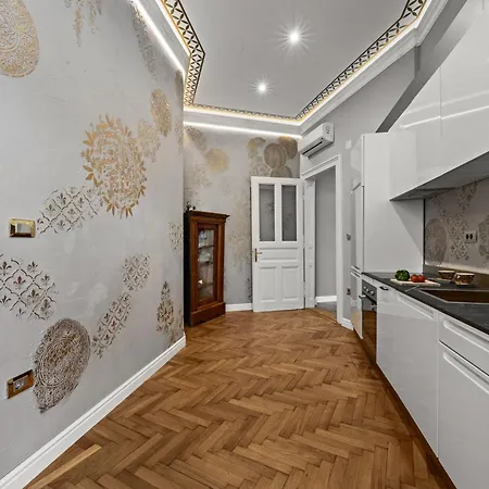 Daire Muenz Luxurious Pula