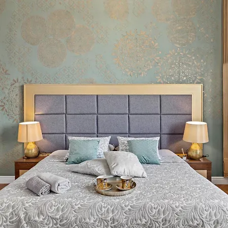 Muenz Luxurious Daire